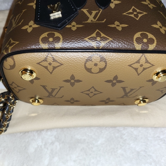 VANITY PM NEW - Picture 2 of 4